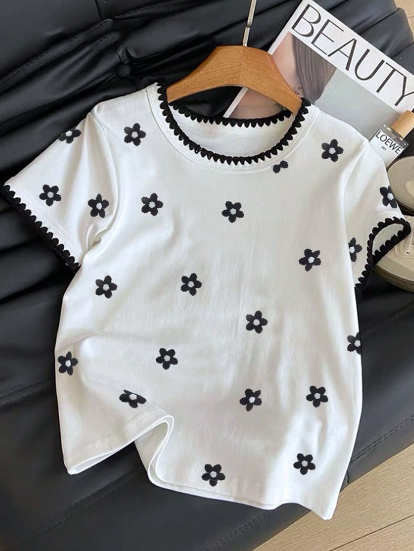 White Floral Knitted Short Sleeve T-Shirt with Scalloped Trim