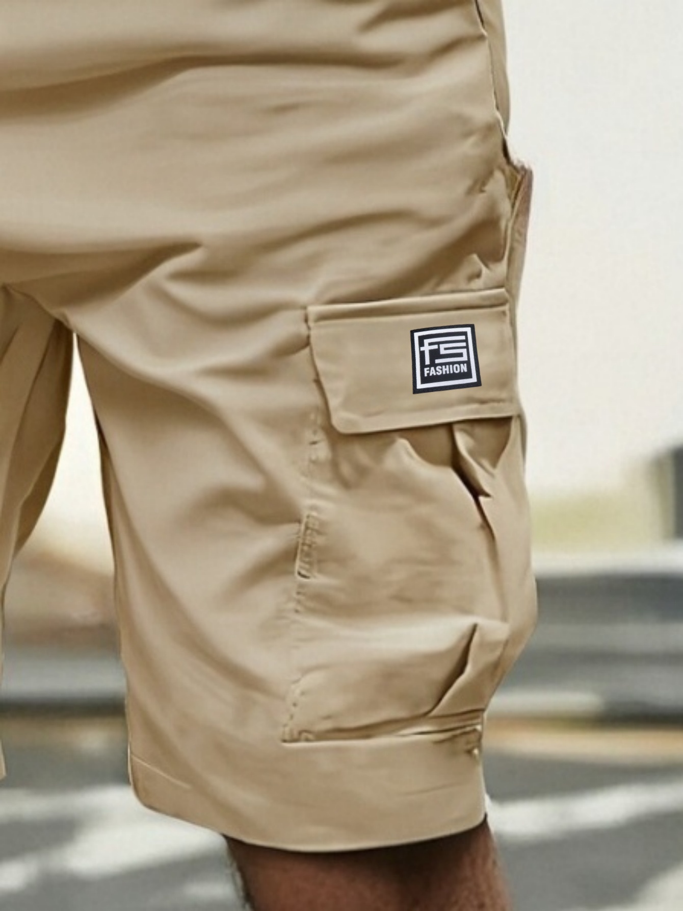 Men Cargo Shorts with Badge Detail