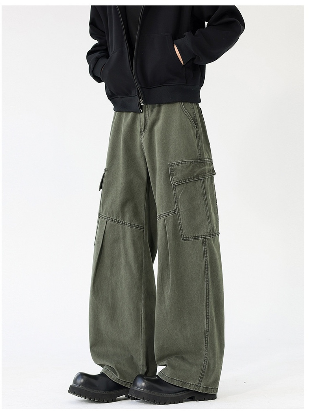 Men Panelled Loose Fit Cargo Pants