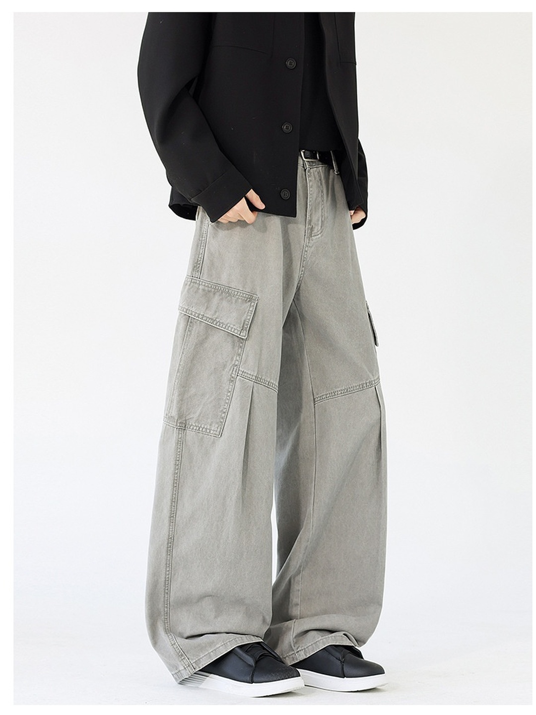 Men Panelled Cargo Baggy Pants