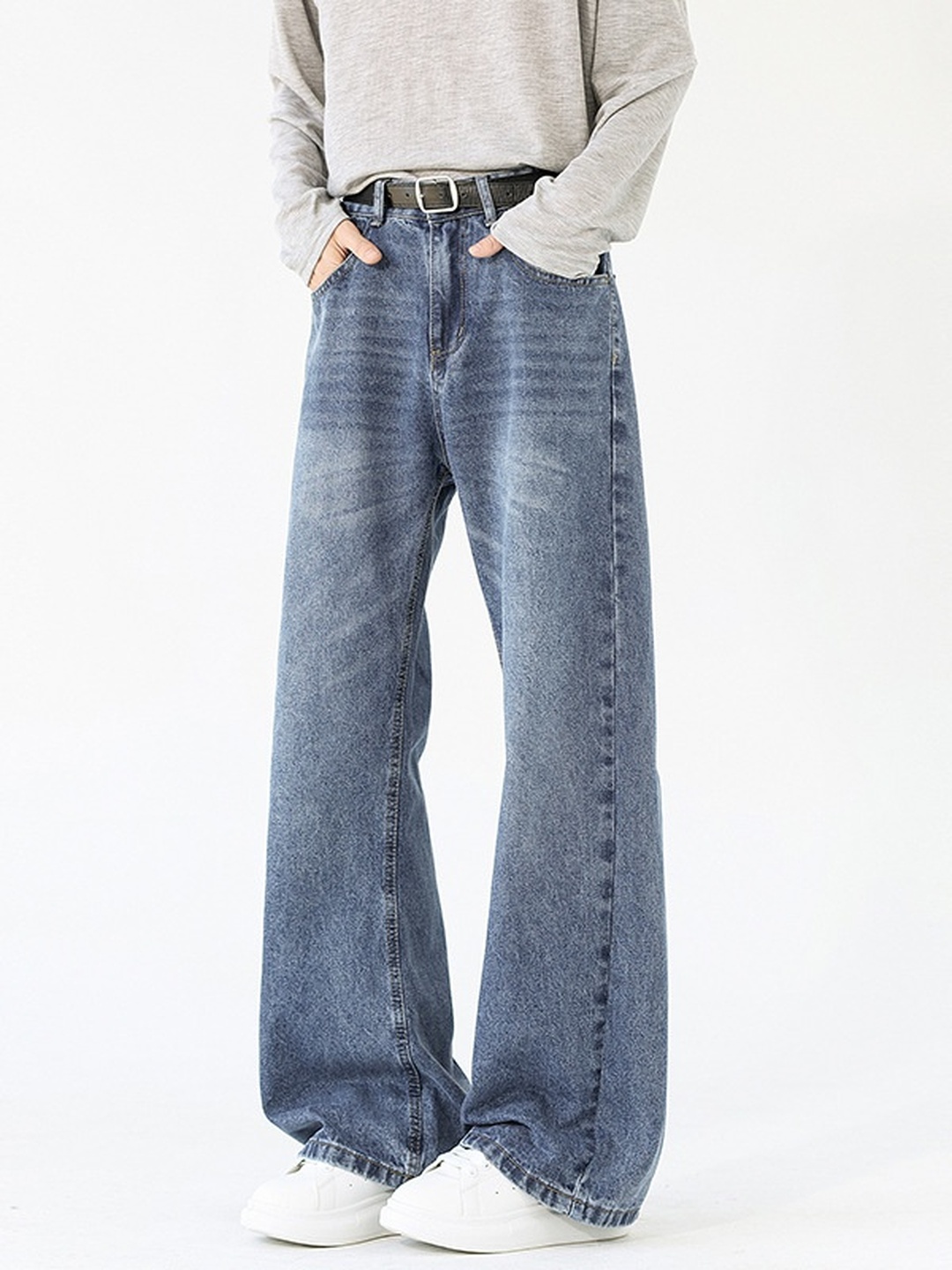 Men Clean Fit Basic Bootcut Jeans
