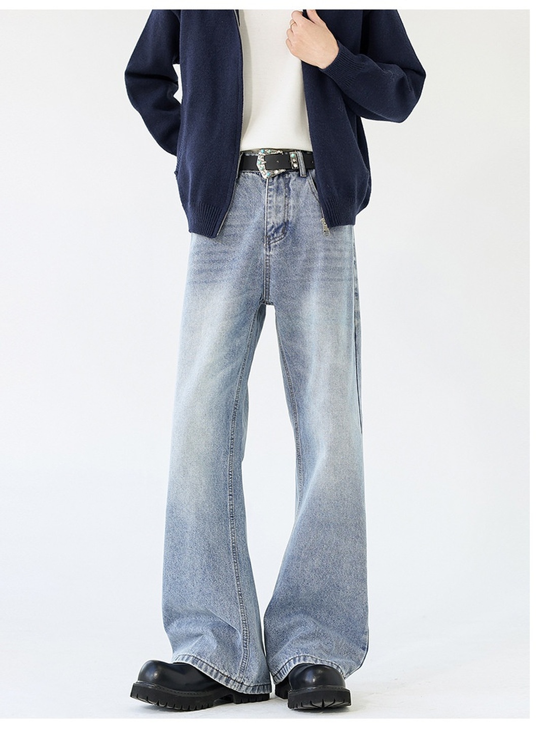 Men Clean Fit Basic Bootcut Jeans