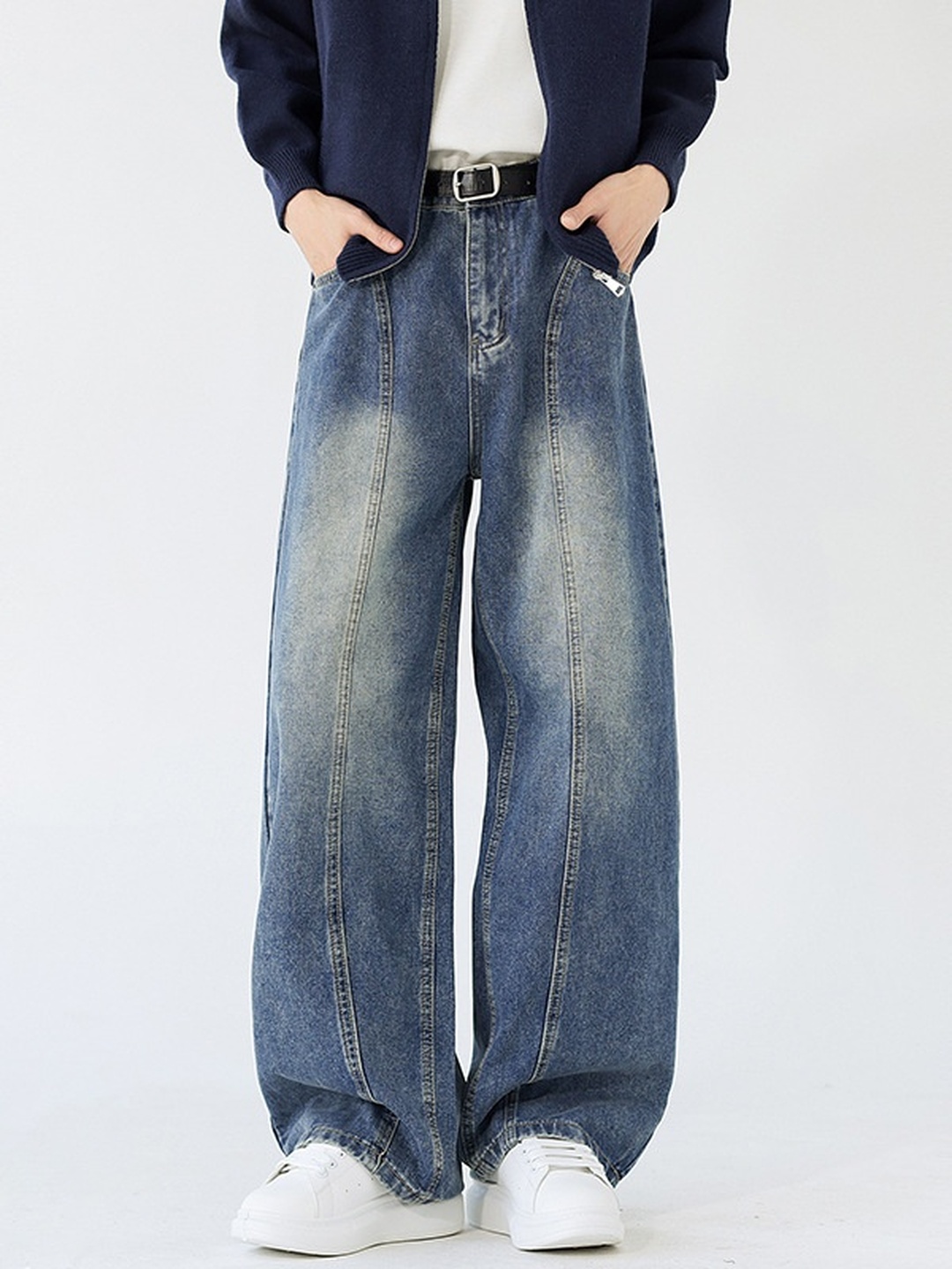 Men Panelled Washed Jeans