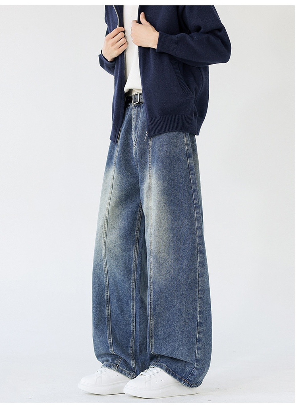 Men Panelled Washed Jeans