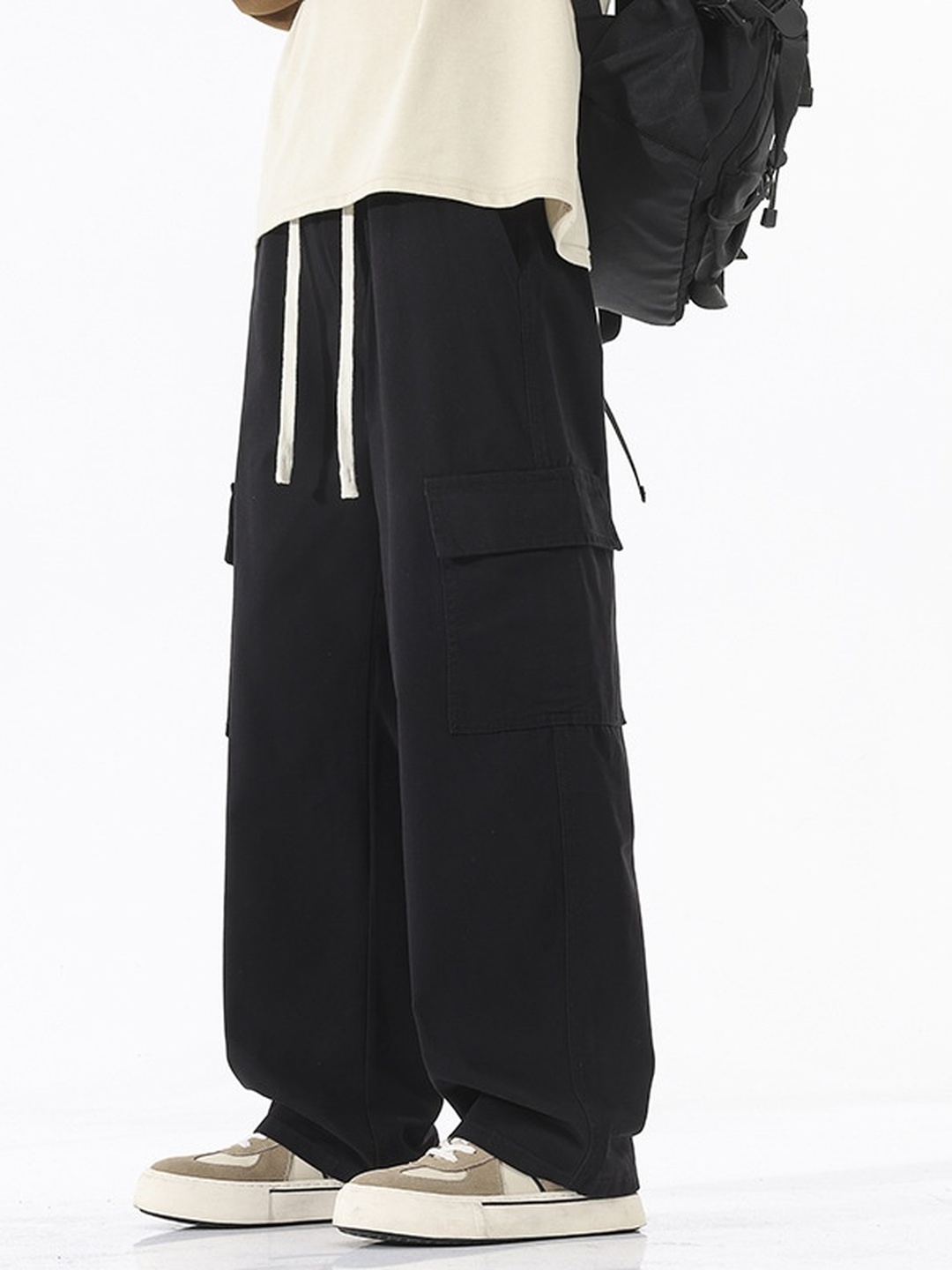 Men Loose Straight Leg Cargo Pants