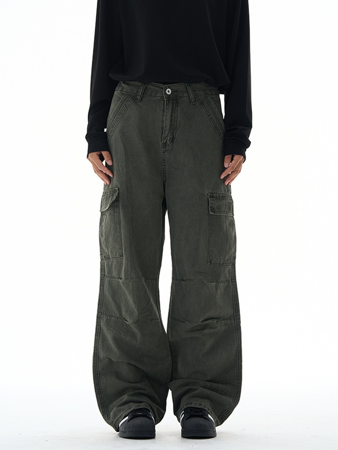 Men Panelled Cargo Baggy Pants