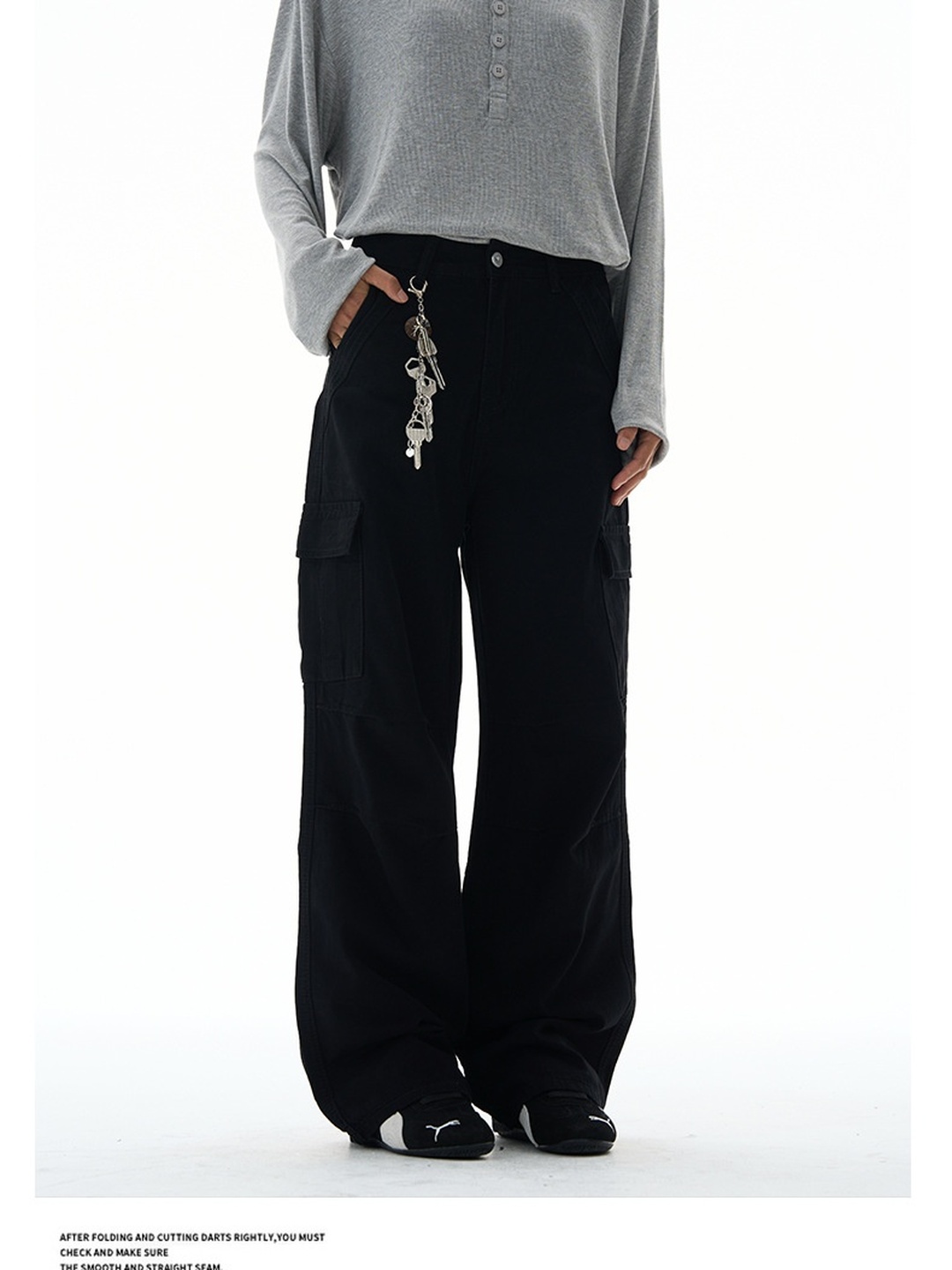 Men Panelled Cargo Baggy Pants