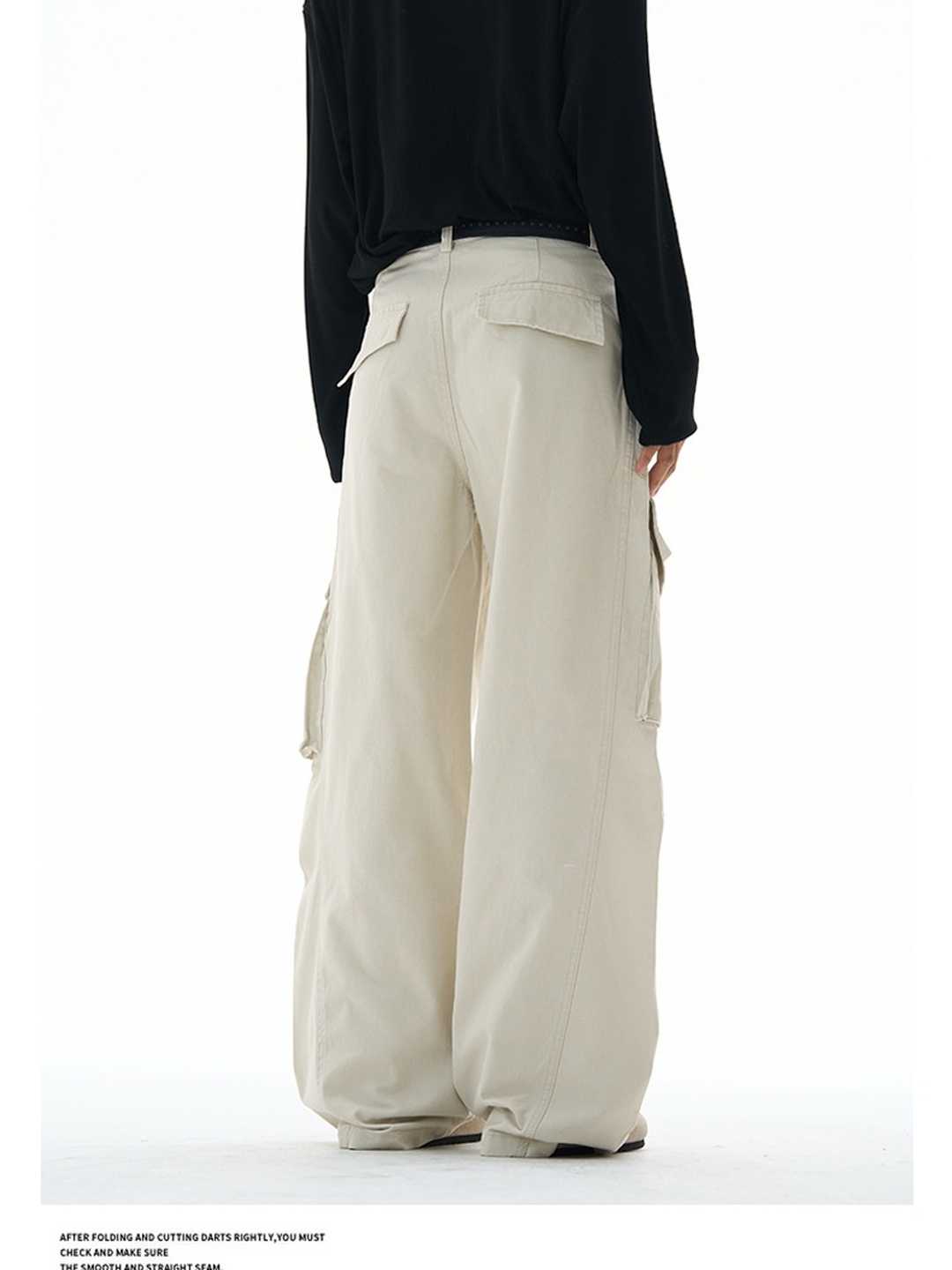 Men Panelled Cargo Baggy Pants