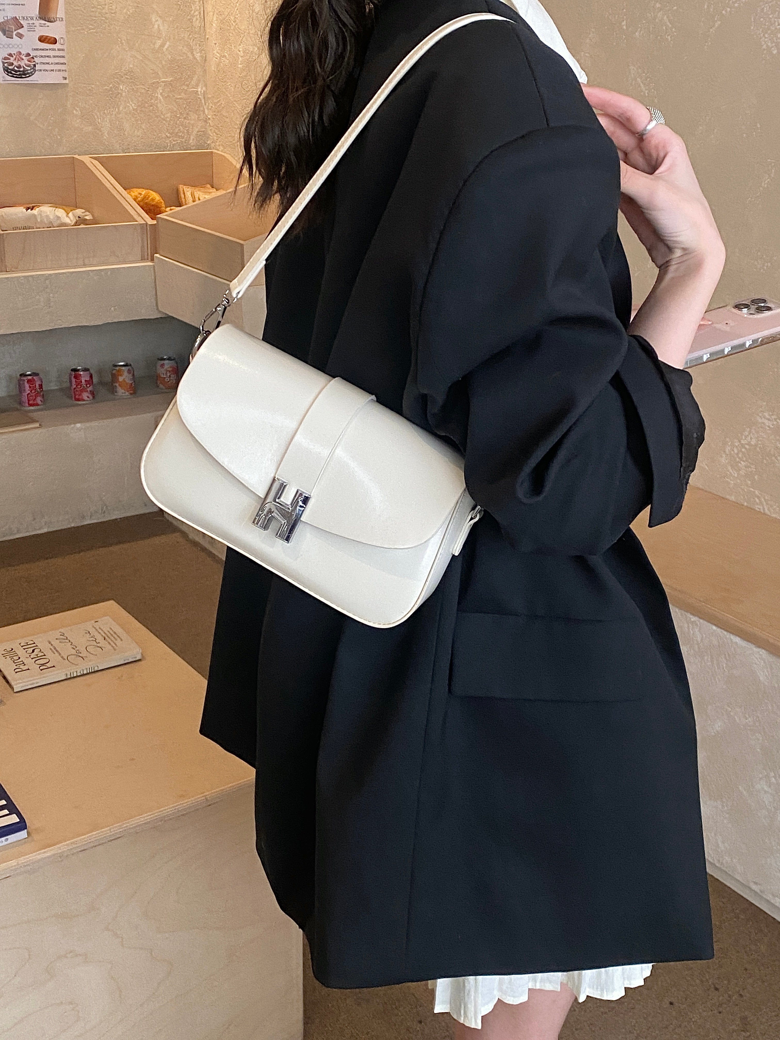 White Shoulder Bag with Chain Strap