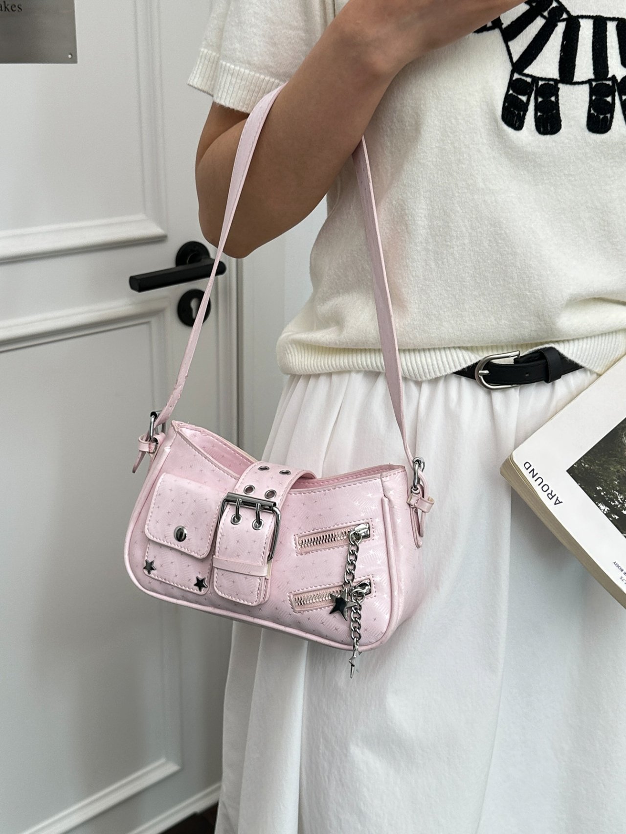 Pink Buckle Star Charm Shoulder Bag
