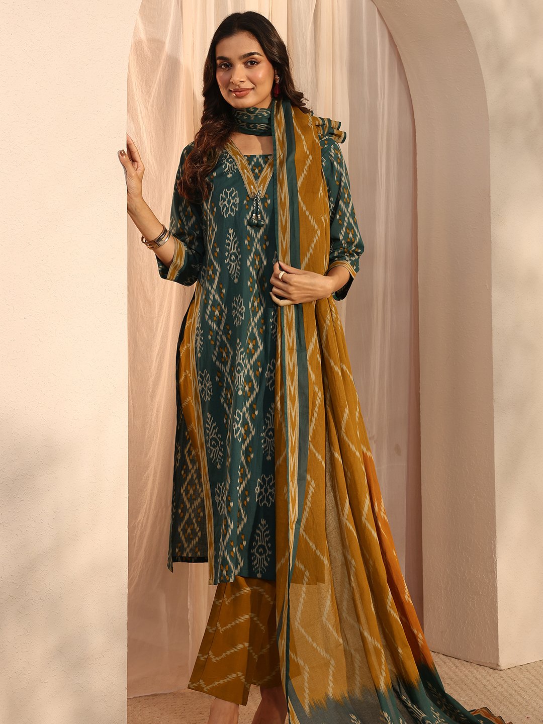 Green Printed Cotton Straight Kurta, Pants And Dupatta Set
