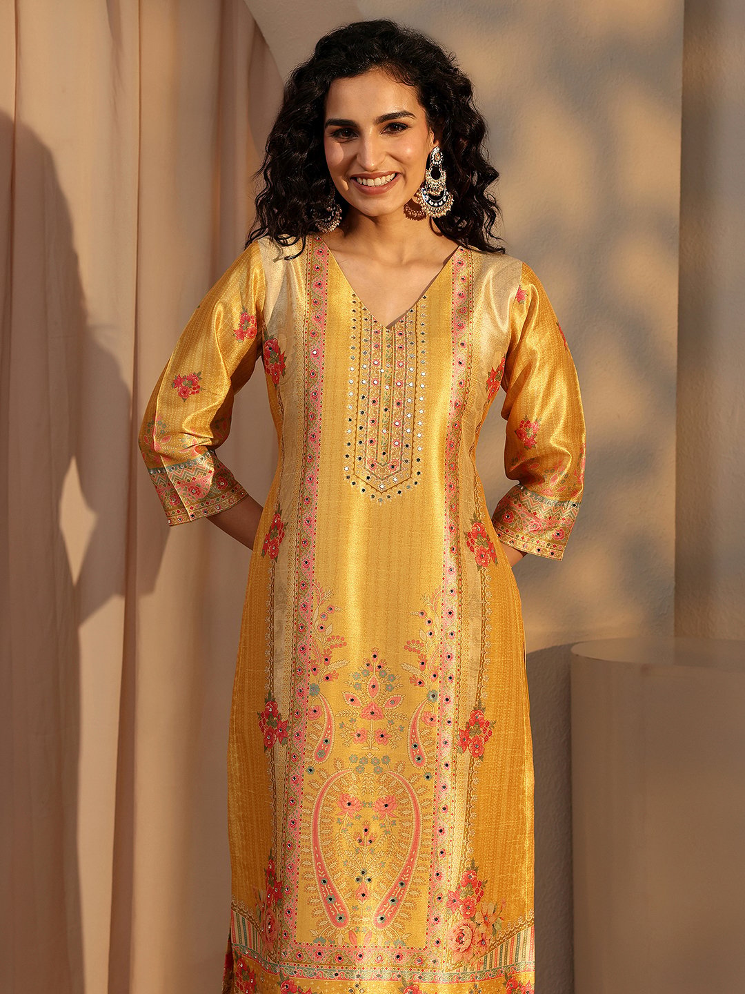 Yellow Printed Silk Blend Straight Kurta, Pants And Dupatta Set