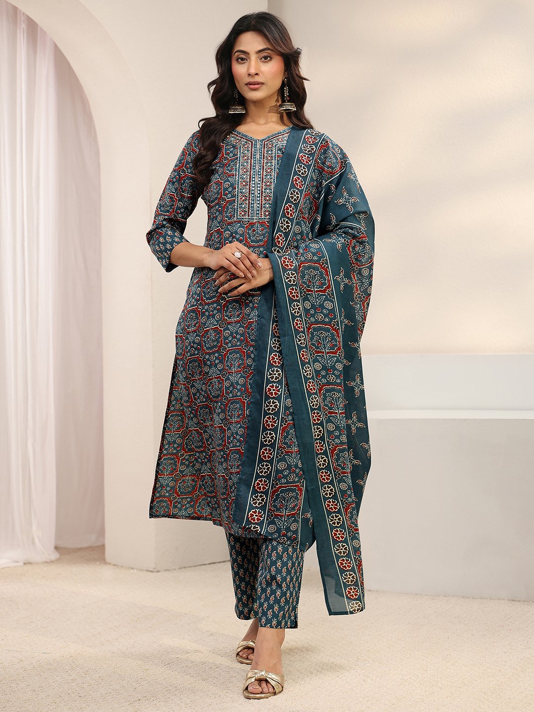Blue Printed Cotton Blend Straight Kurta, Trousers And Dupatta Set