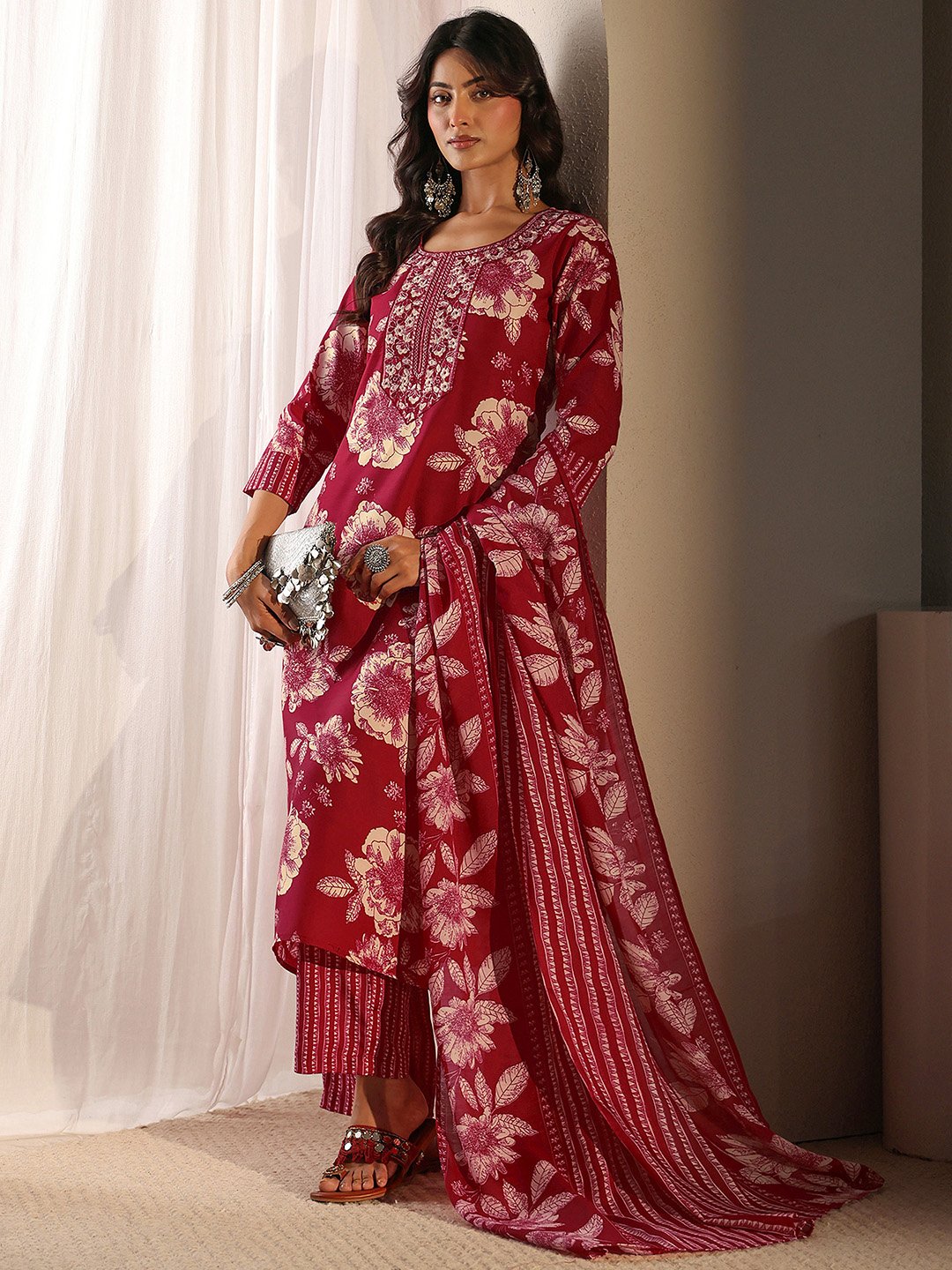 Red Printed Cotton Blend Straight Kurta, Trousers And Dupatta Set