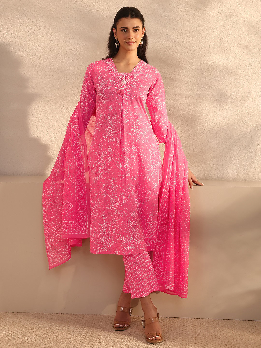 Pink Printed Cotton Straight Kurta, Pants And Dupatta Set