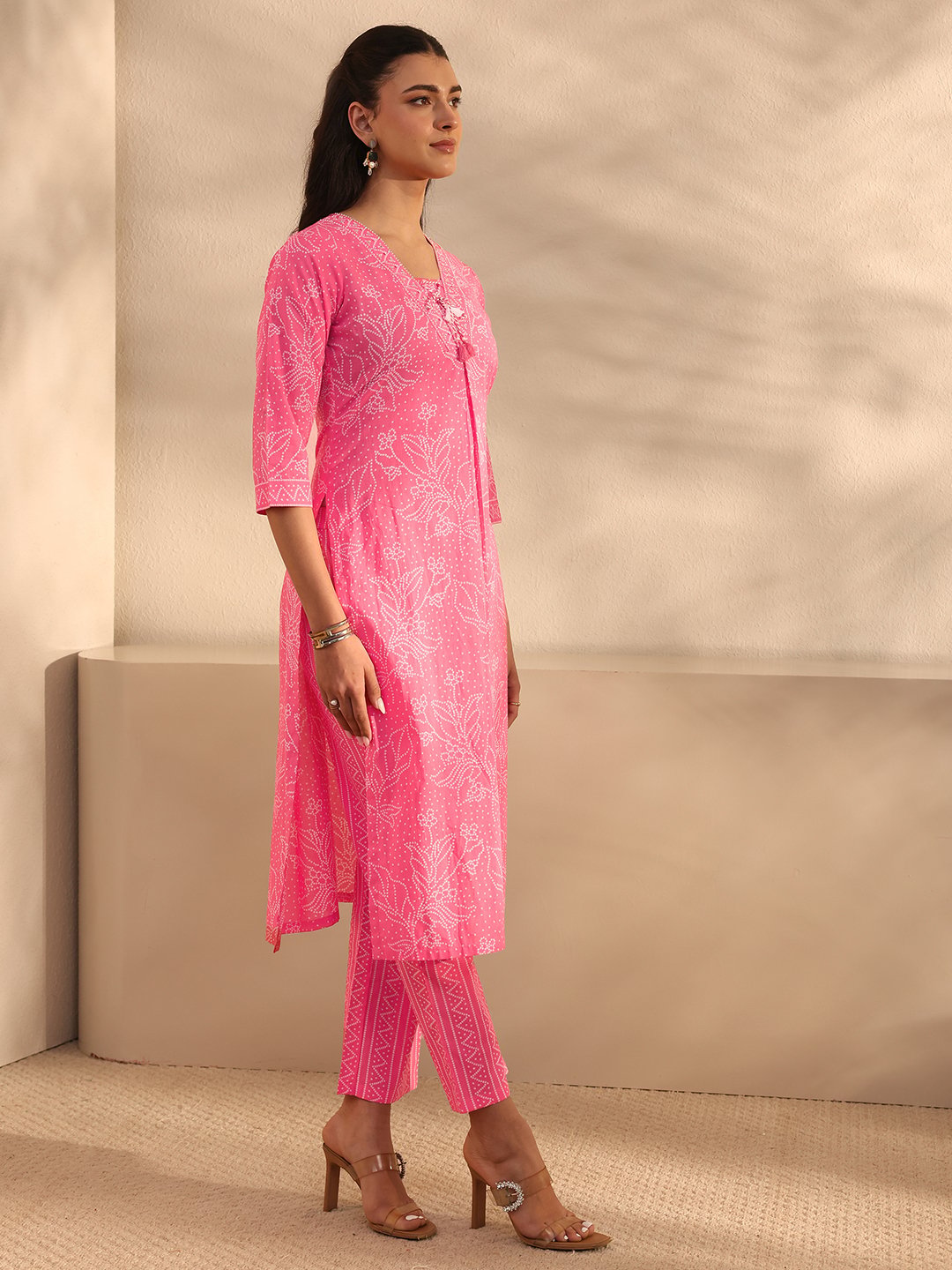 Pink Printed Cotton Straight Kurta, Pants And Dupatta Set