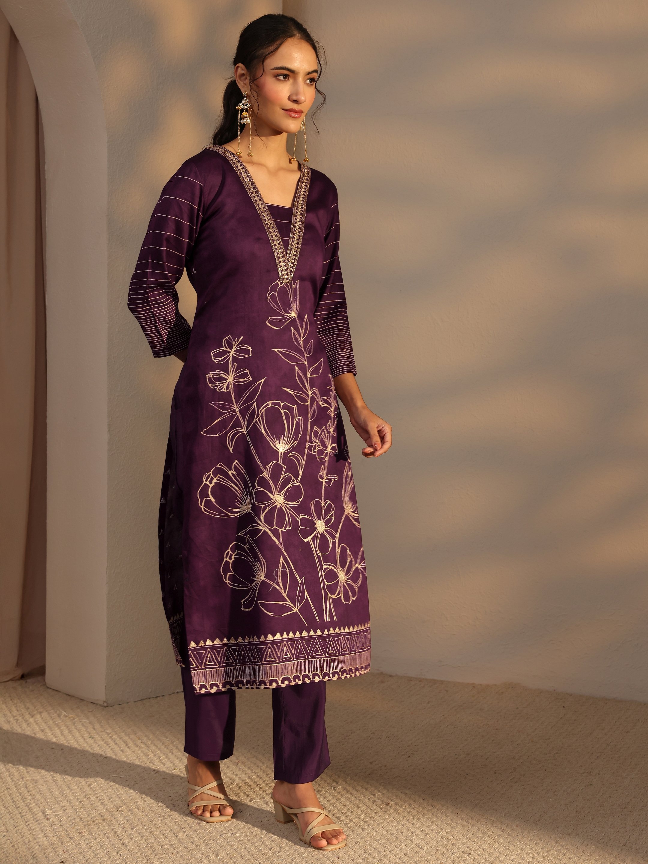 Purple Floral Cotton Straight-Fit Kurta