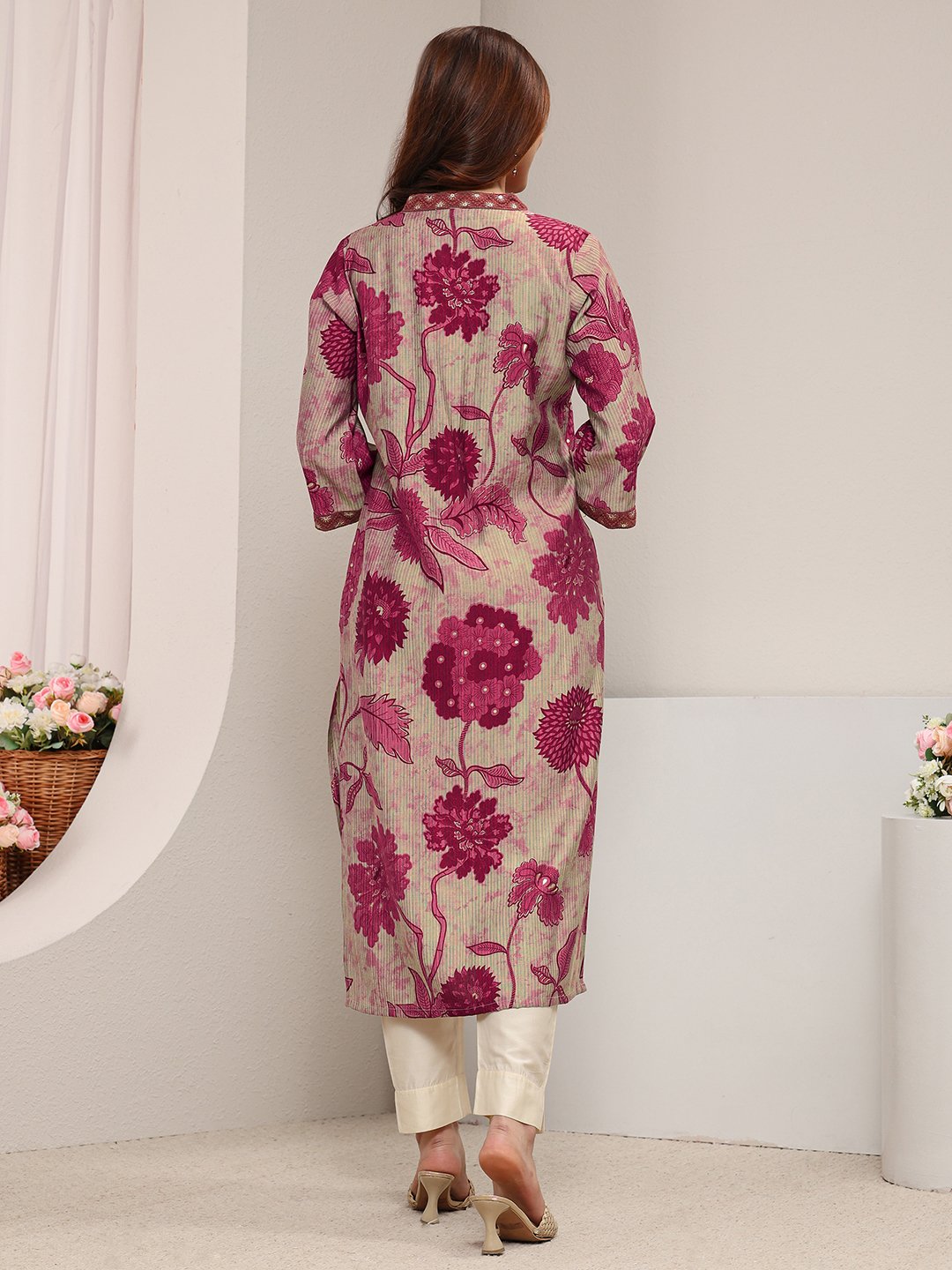 Maroon Floral Silk Blend Straight-Fit Kurta