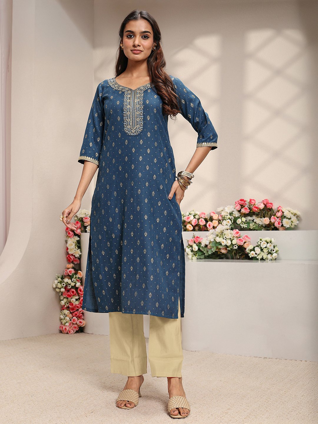 Blue Ethnic Motif Cotton Blend Straight-Fit Kurta