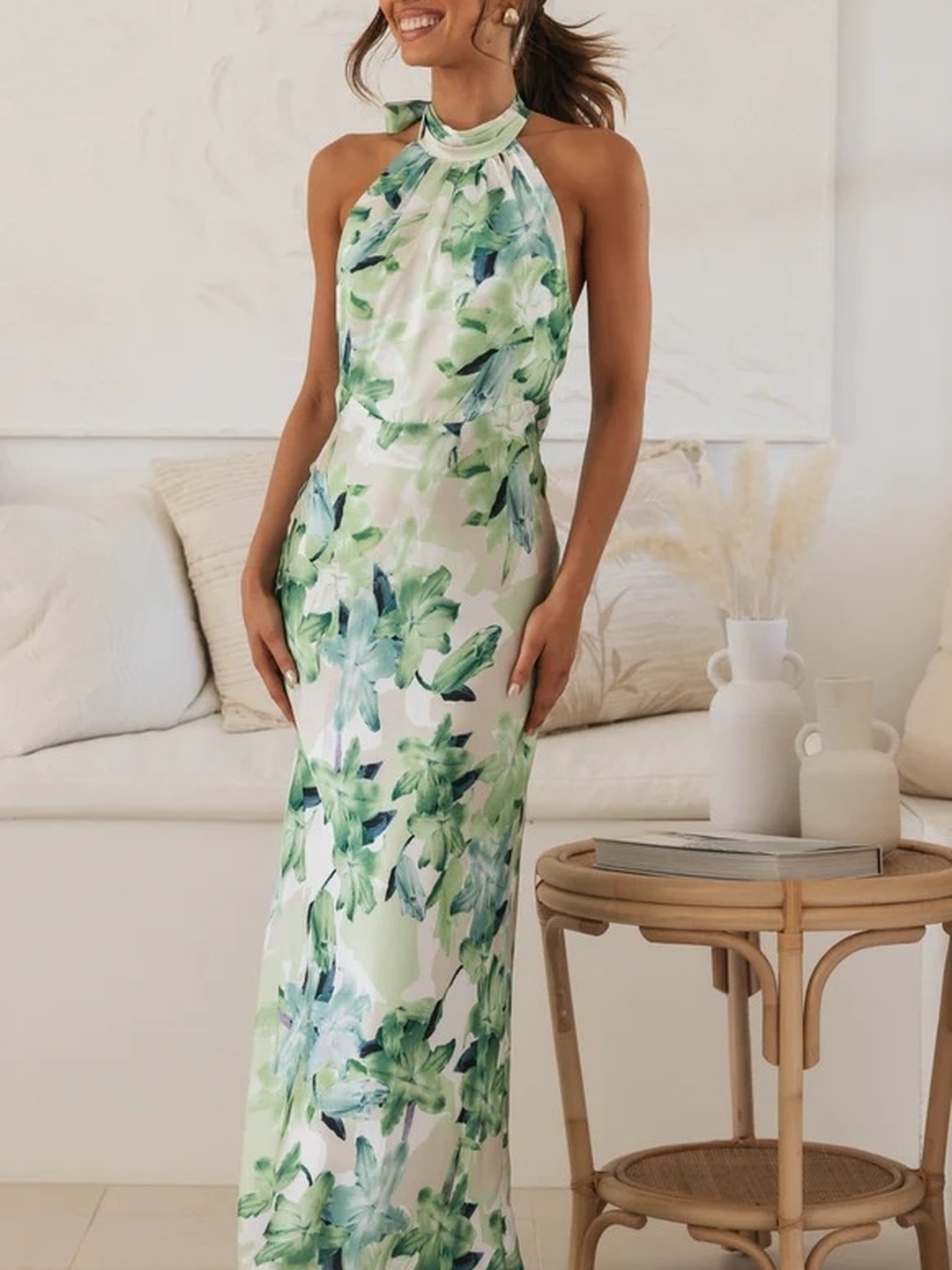 Green Halter Neck Backless Maxi Dress