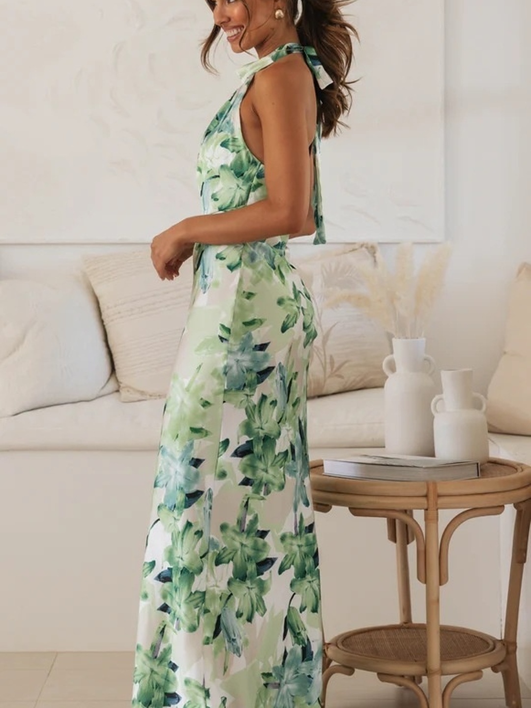 Green Halter Neck Backless Maxi Dress