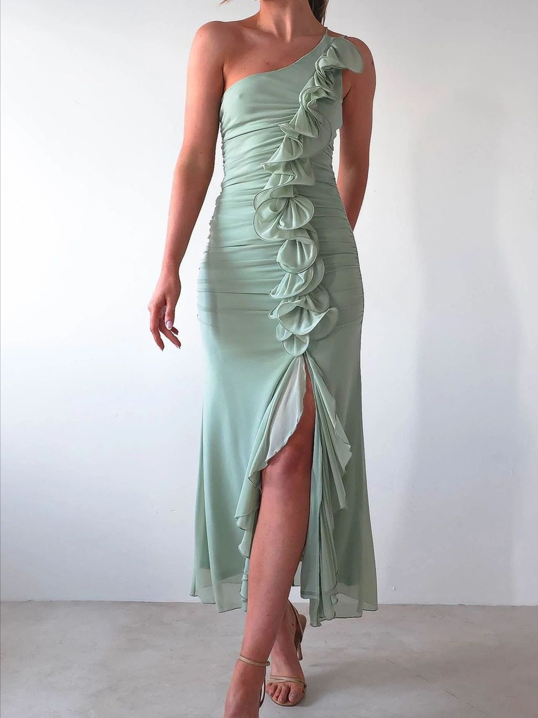 Green Ruffled One Shoulder Bodycon Maxi Dress