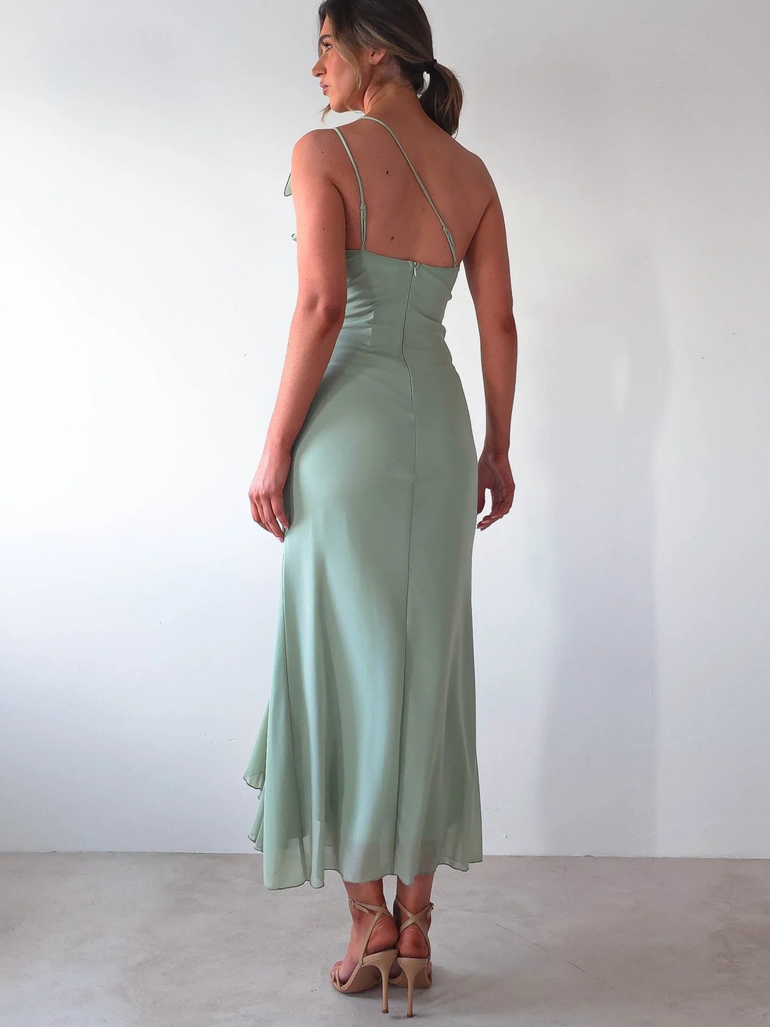 Green Ruffled One Shoulder Bodycon Maxi Dress