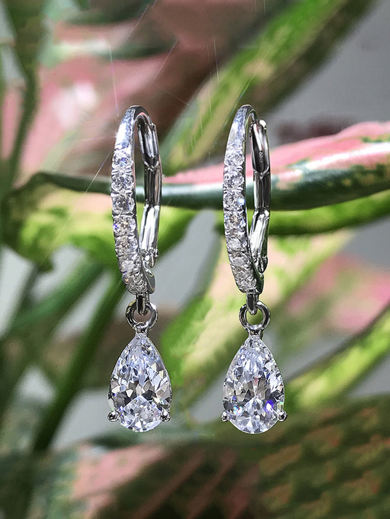 Droplet Zircon Dangle Earrings