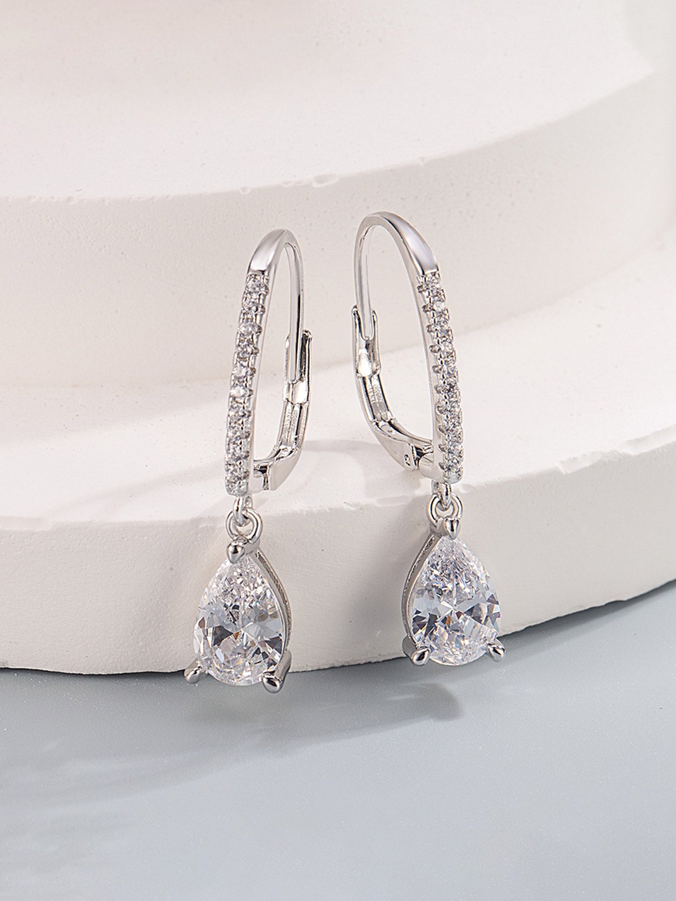 Droplet Zircon Dangle Earrings