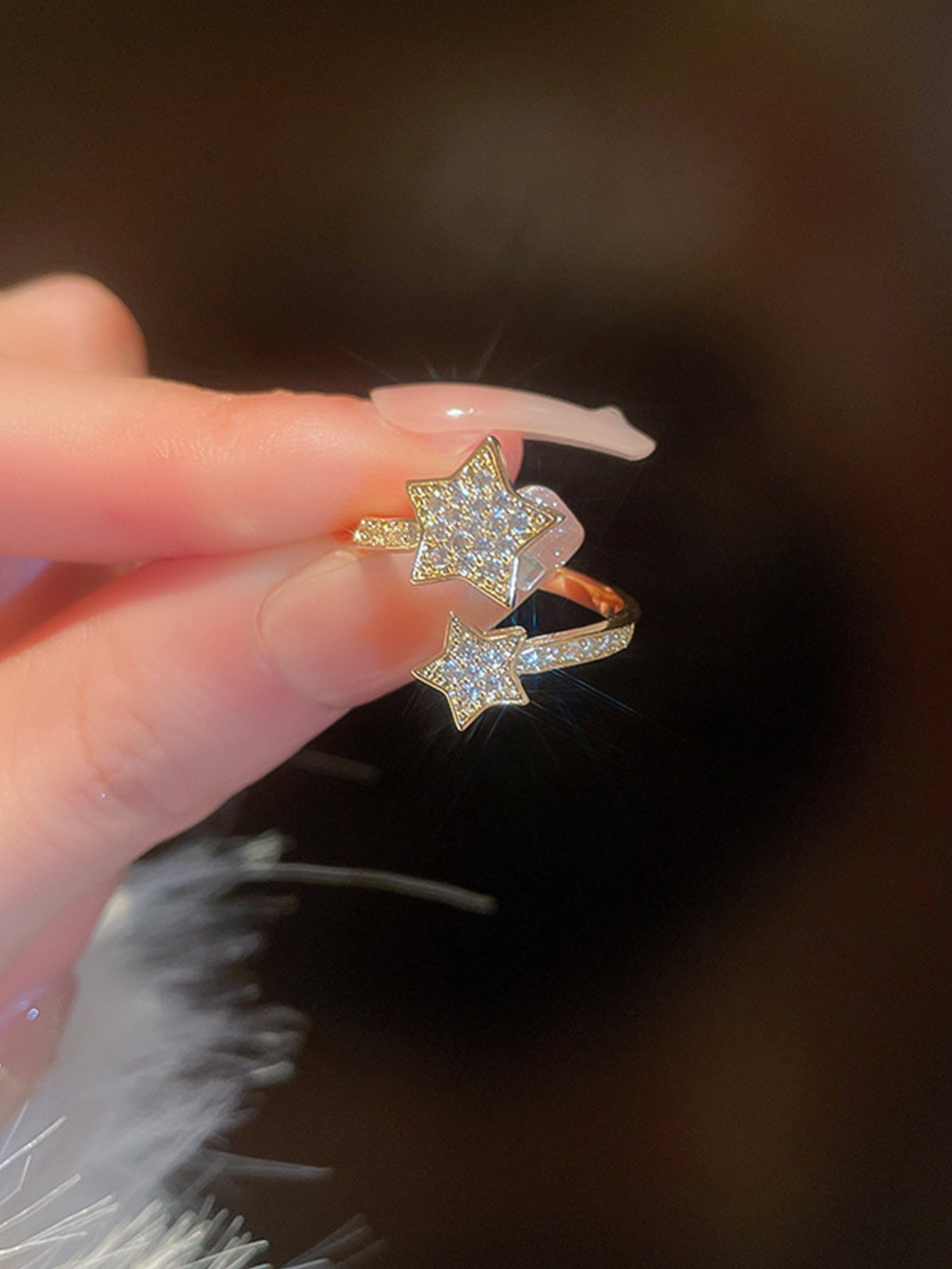 Gold Tone Star Design Ring