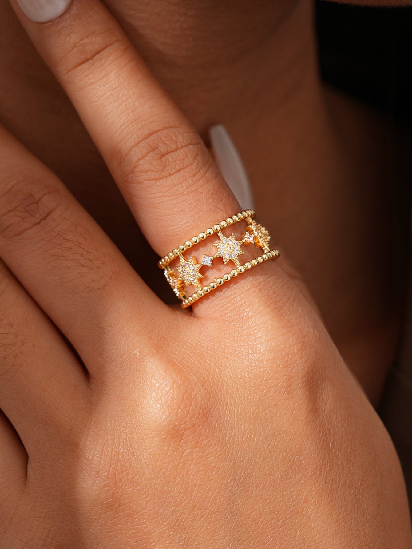 Gold Tone Starburst Motif Ring