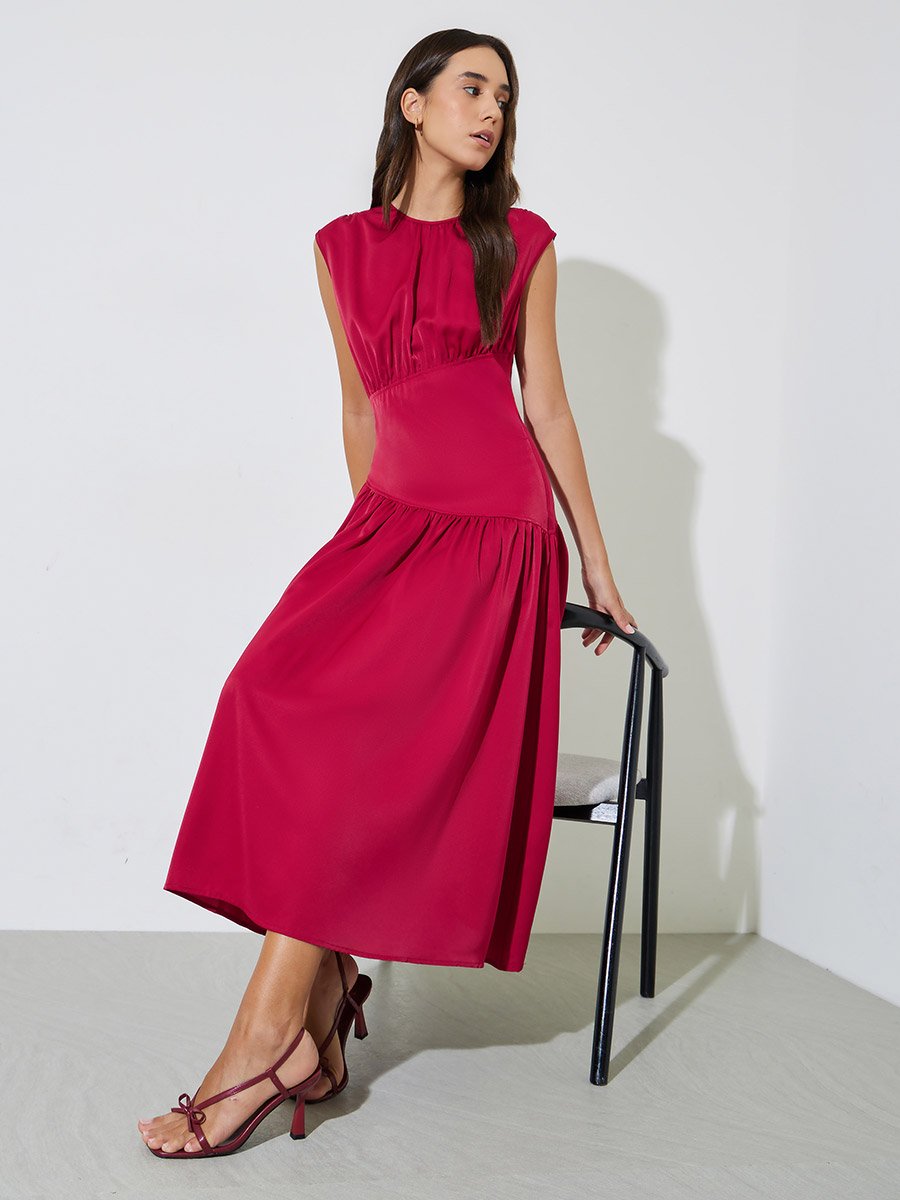 Red Gathered Sleeveless Midi Dress