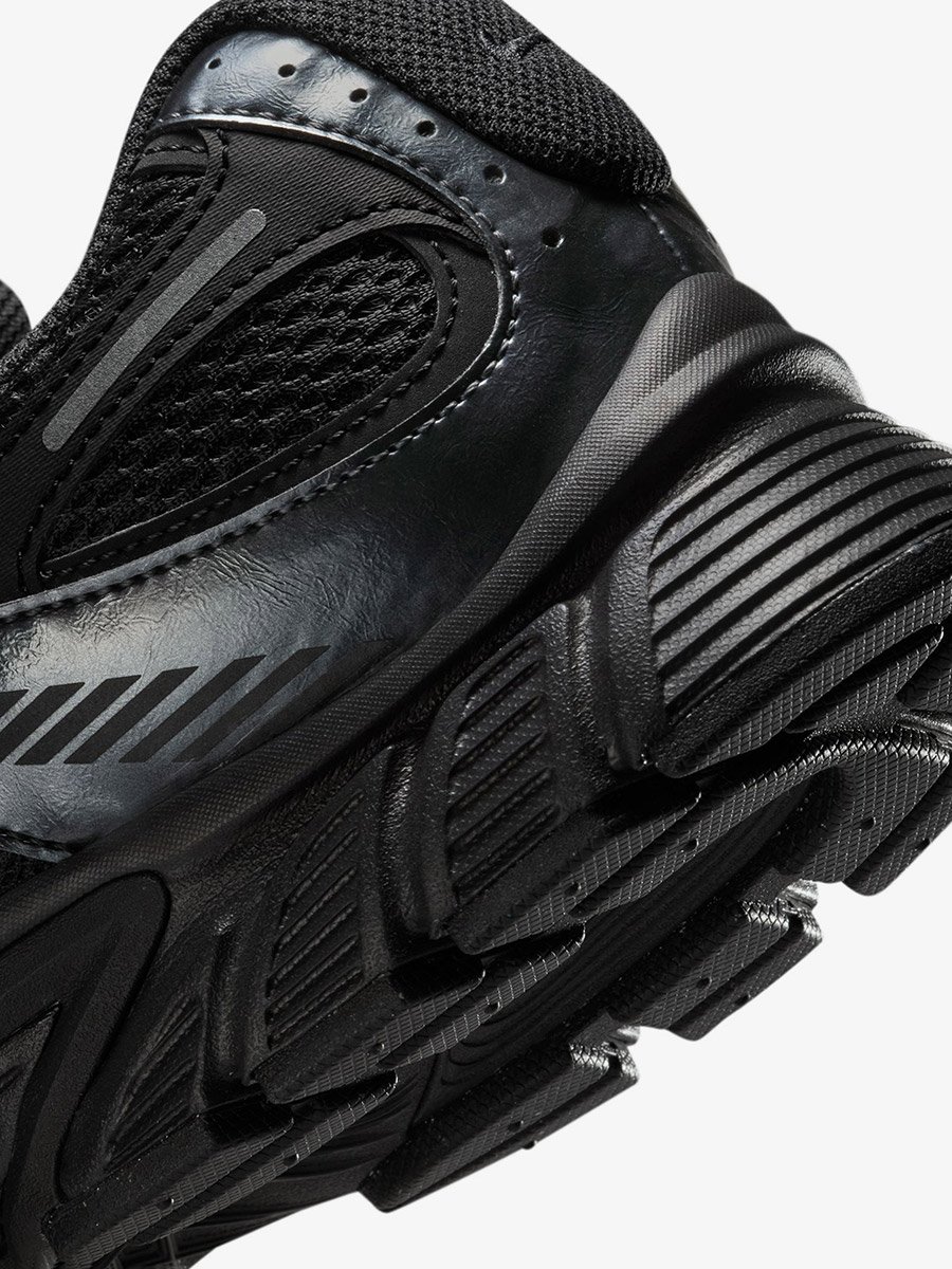 V5 RNR Shoes