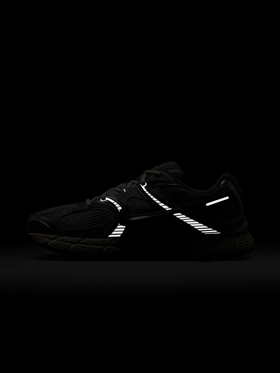 V5 RNR Shoes