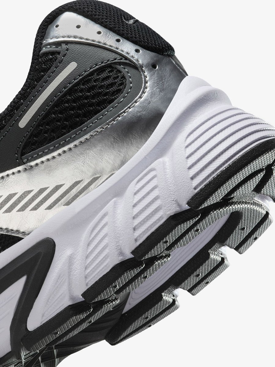V5 RNR Shoes
