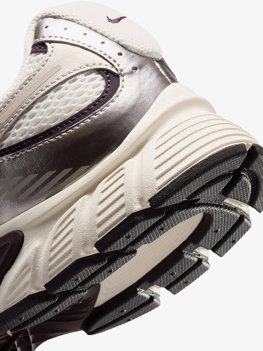 V5 RNR Shoes