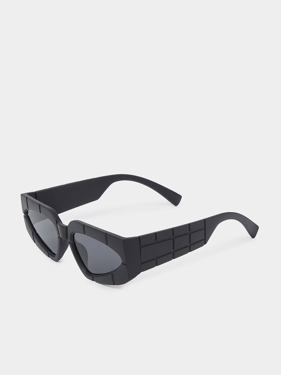 Black Triangle Frame Sunglasses