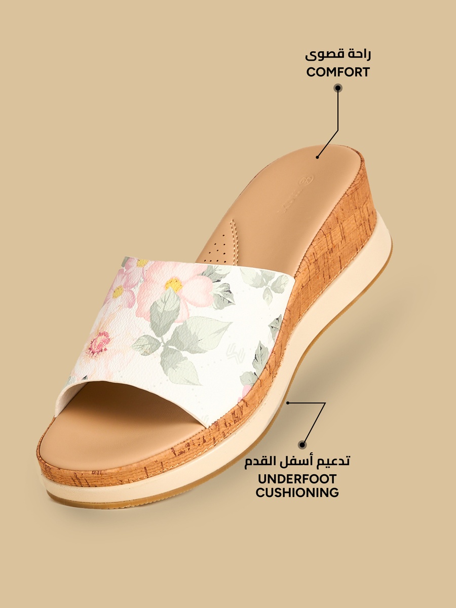 صندل مريح بكعب ودج وطبعات زهور