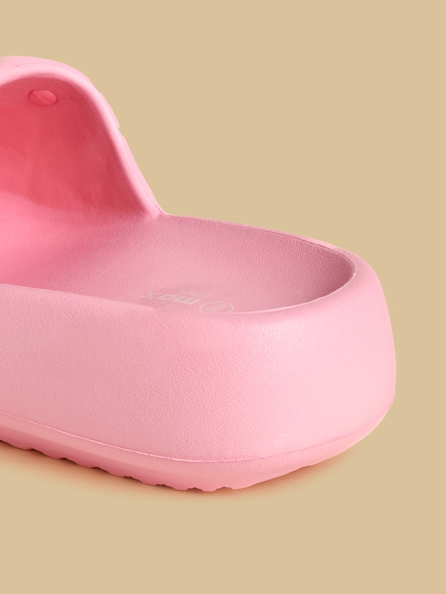 Quilted Beach Slippers