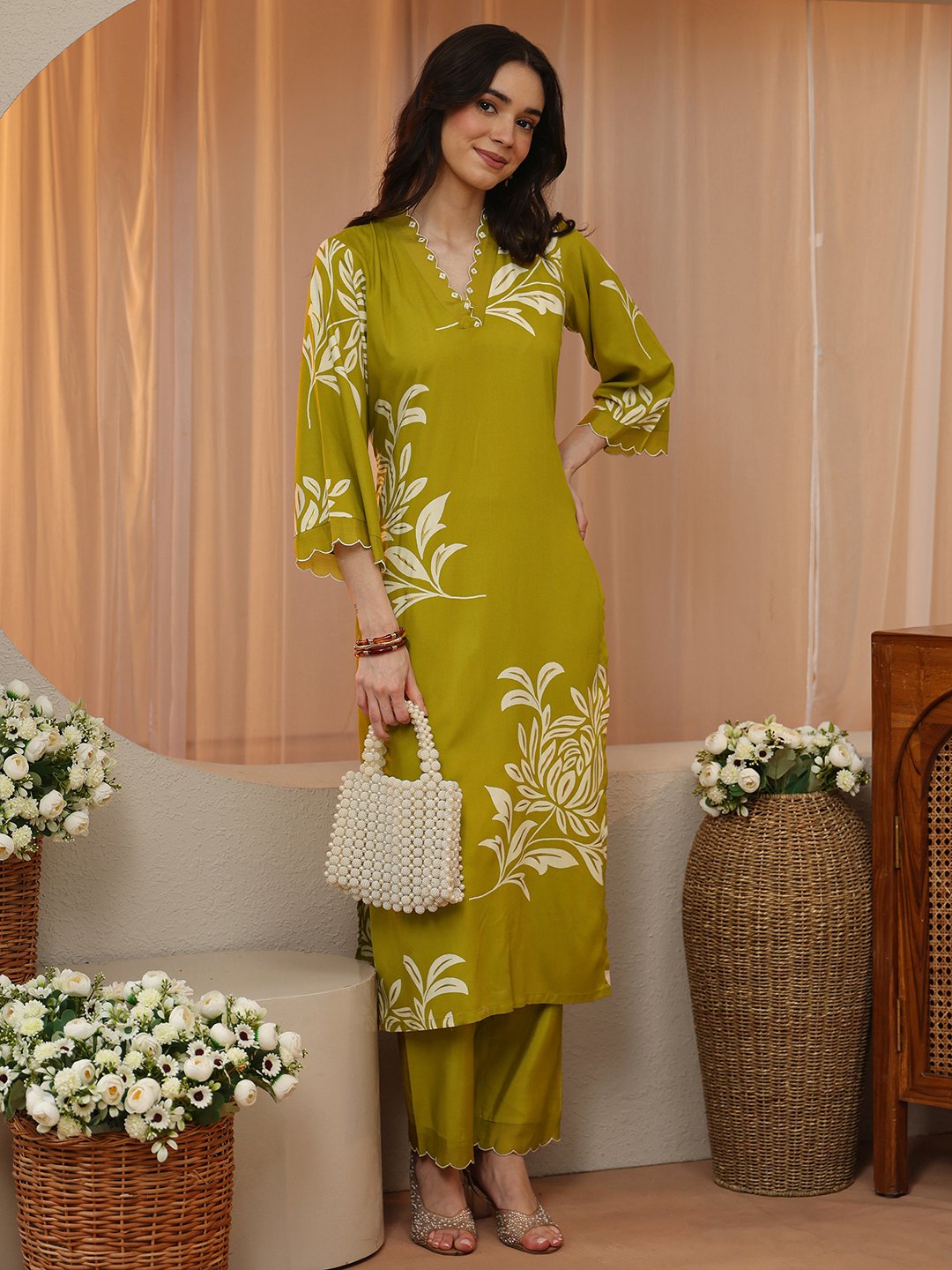 Green Printed Rayon Straight Kurta with Straight Pants Set