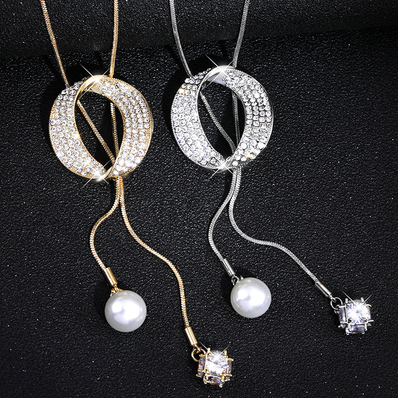 Rhinestone and Faux Pearl Lariat Necklace