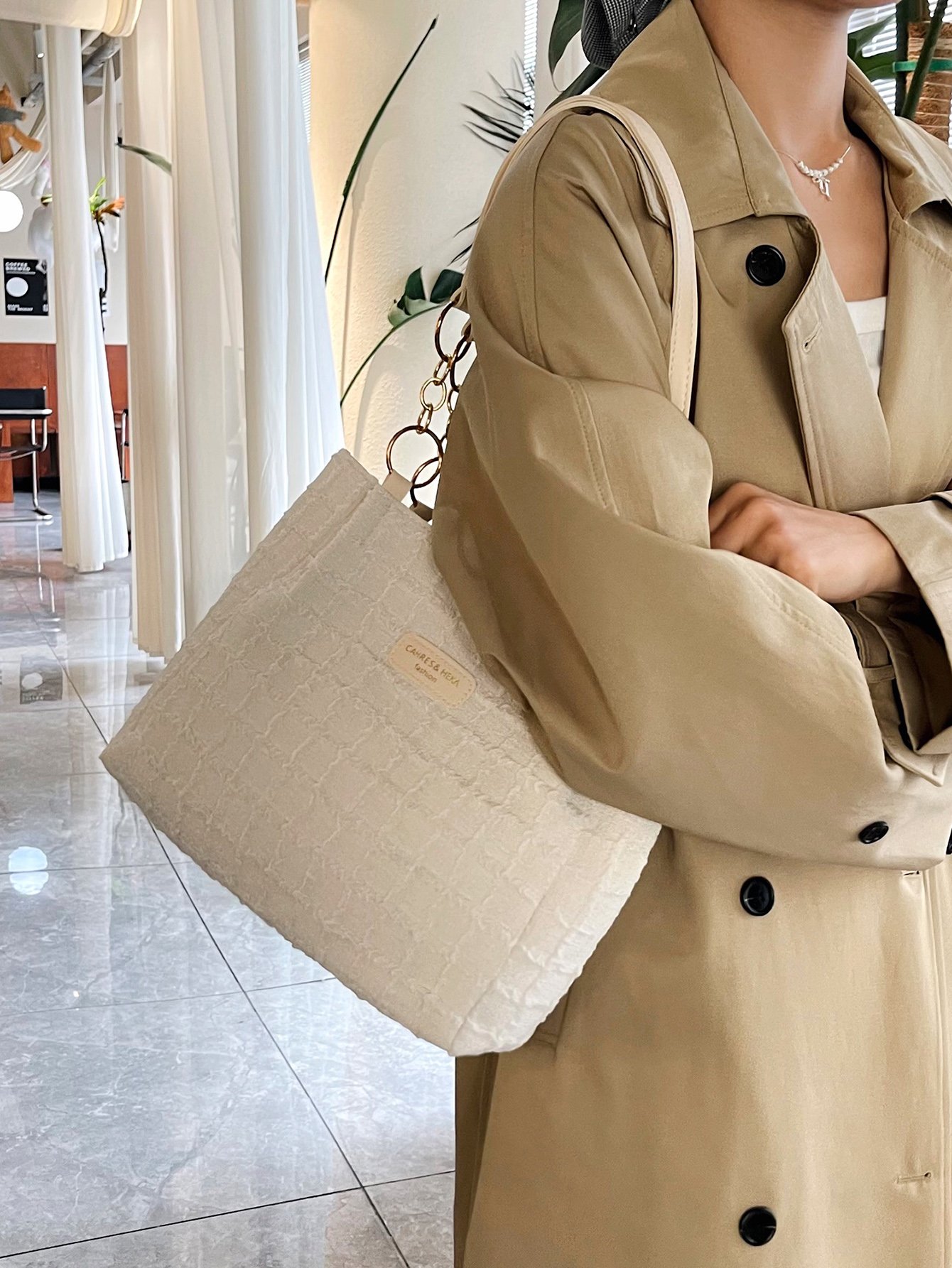 White Woven Shoulder Bag with Gold Chain