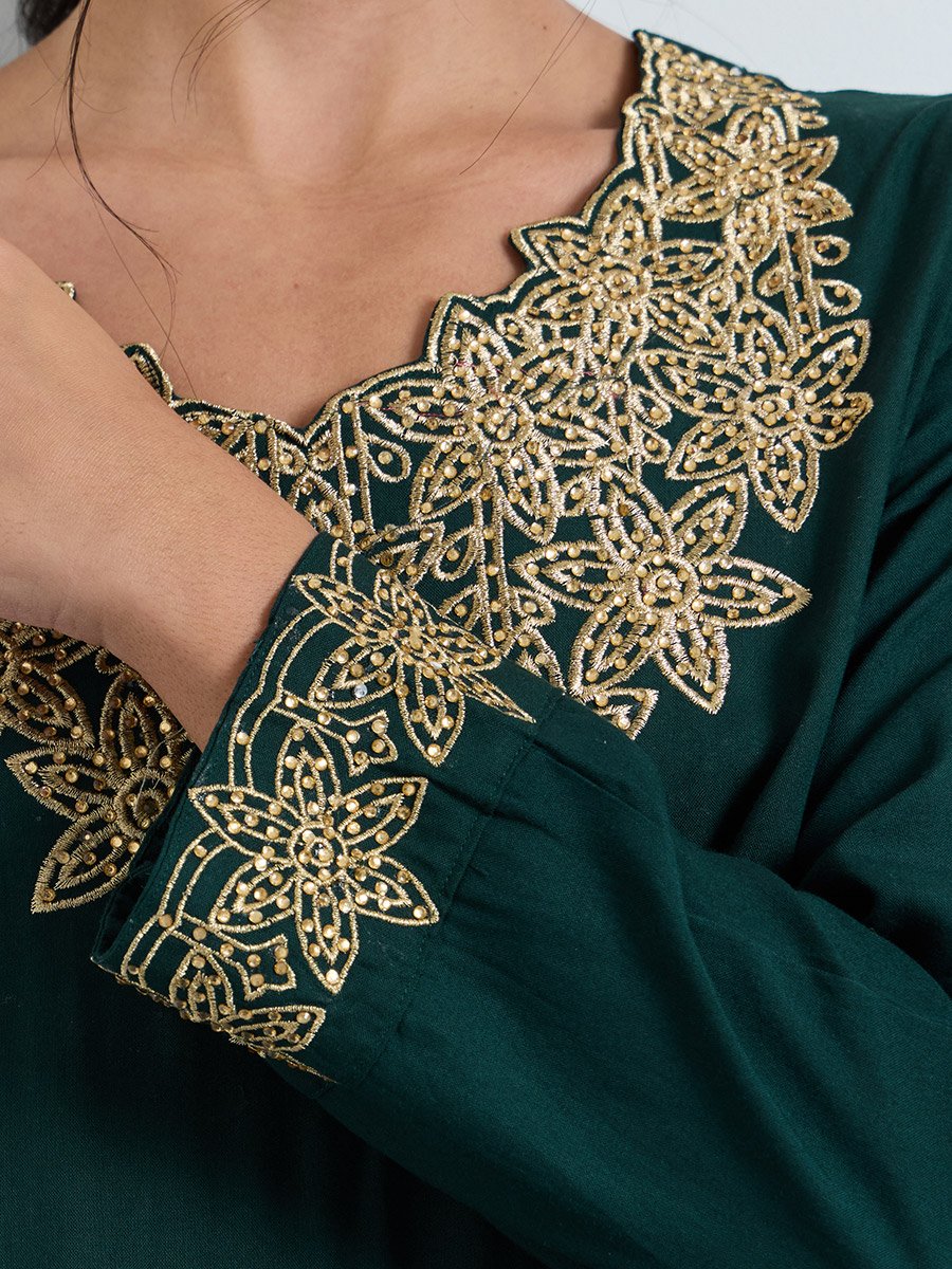 Green Thread Embroidery V Neck Jalabiya