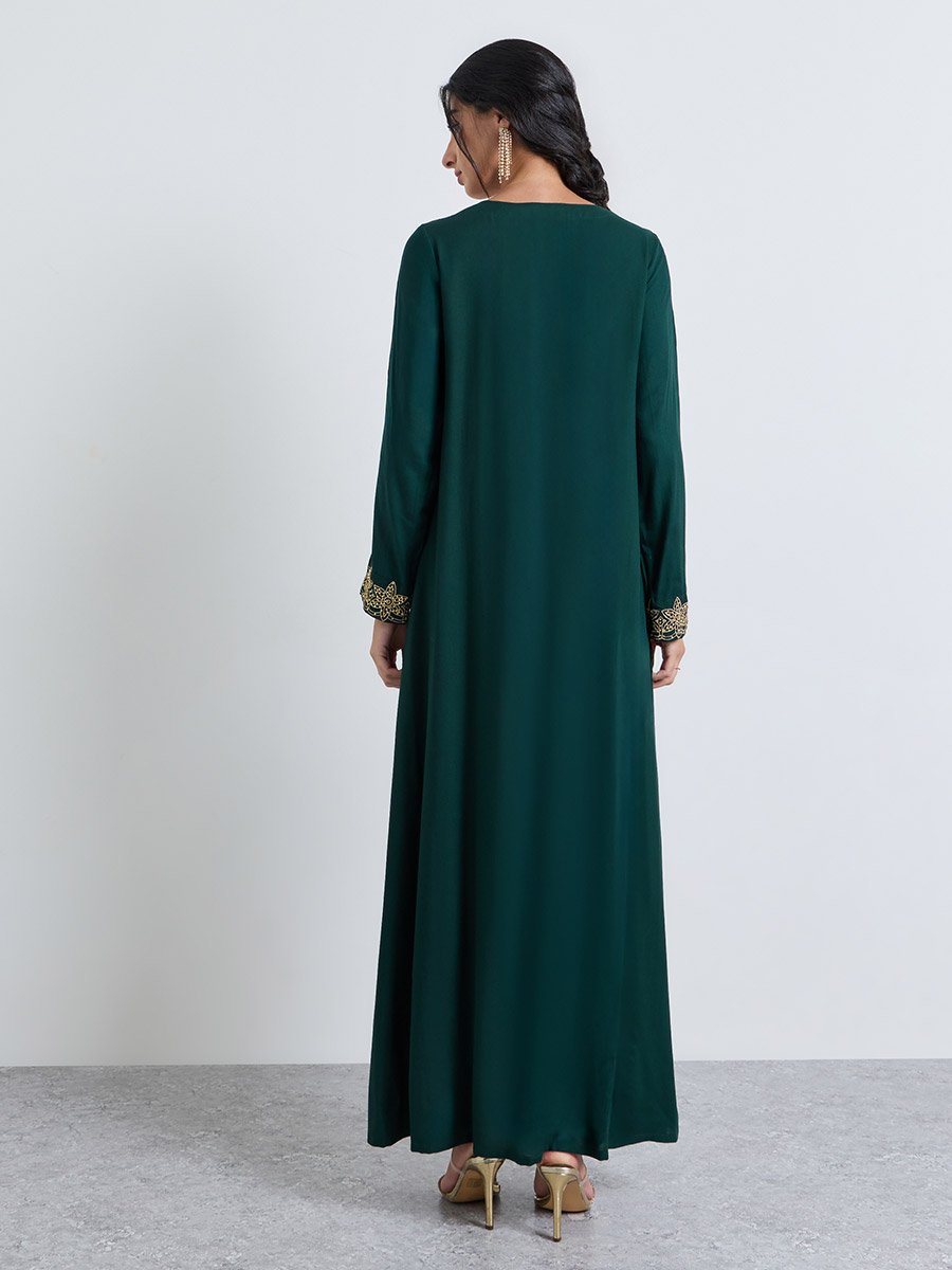 Green Thread Embroidery V Neck Jalabiya