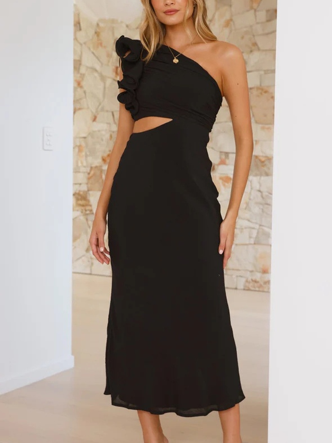 Black One-Shoulder Bodycon Dress