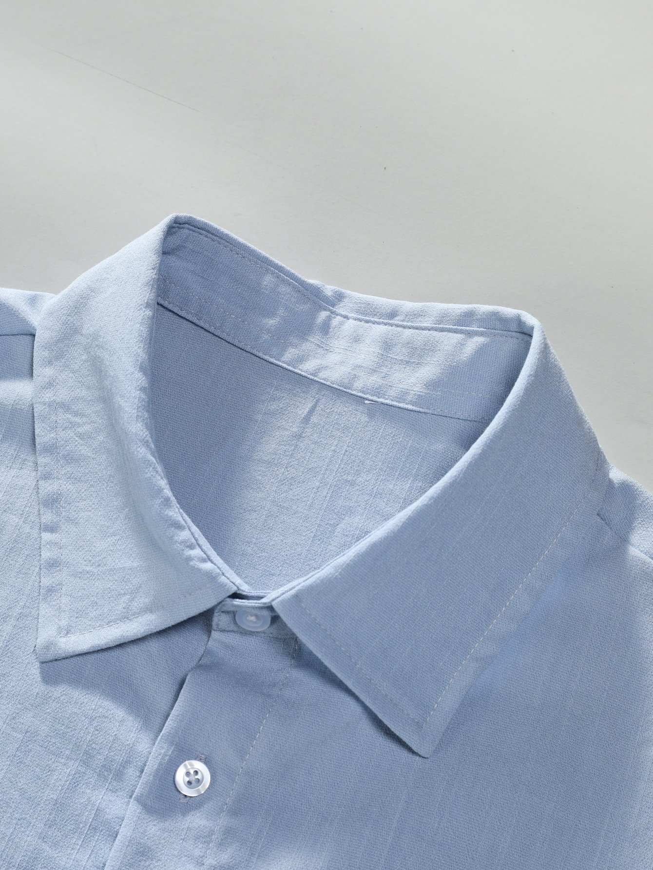 Men Basic Short Sleeve Shirt