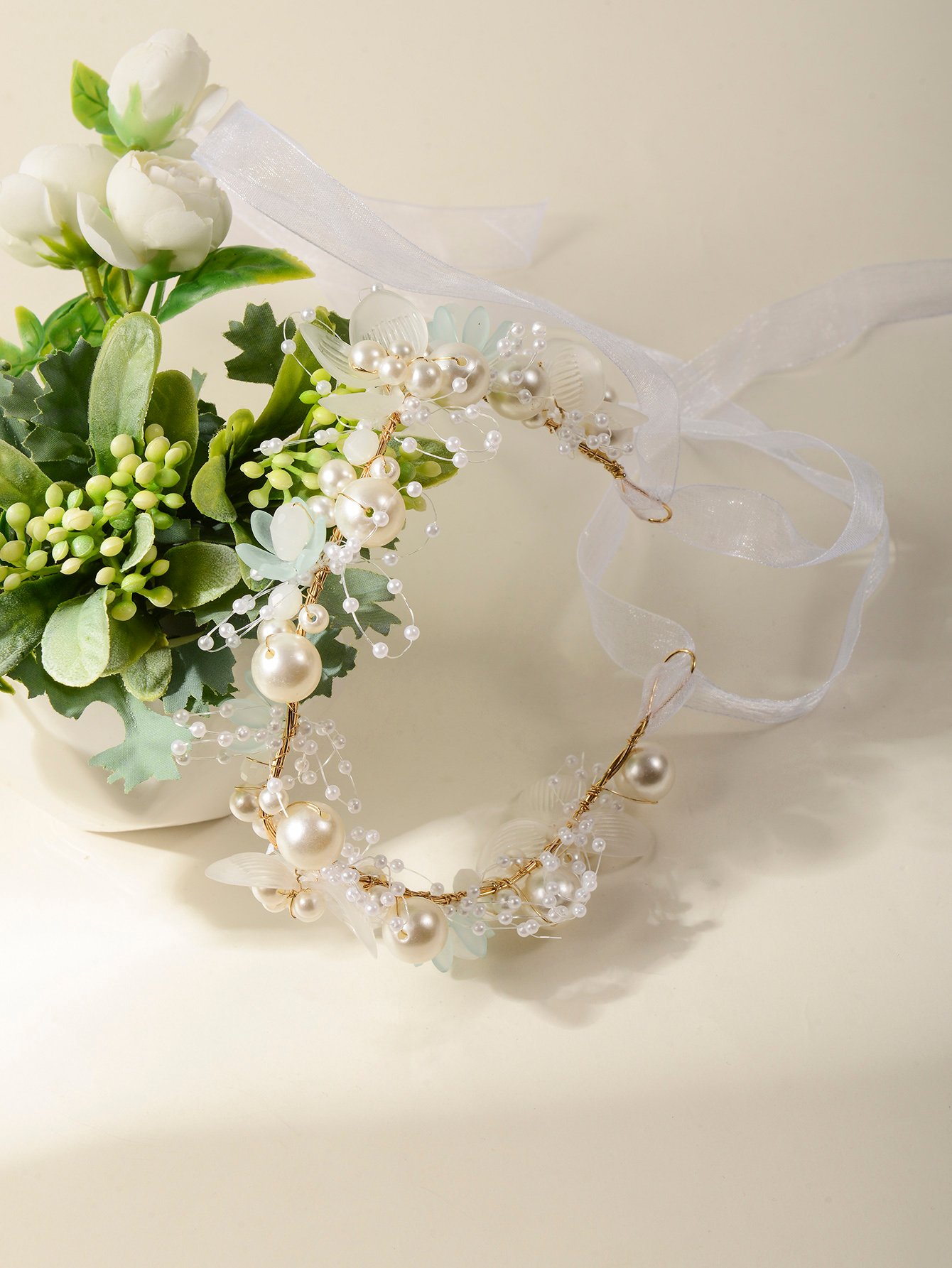 Floral and Pearl Bridal Hair Tie