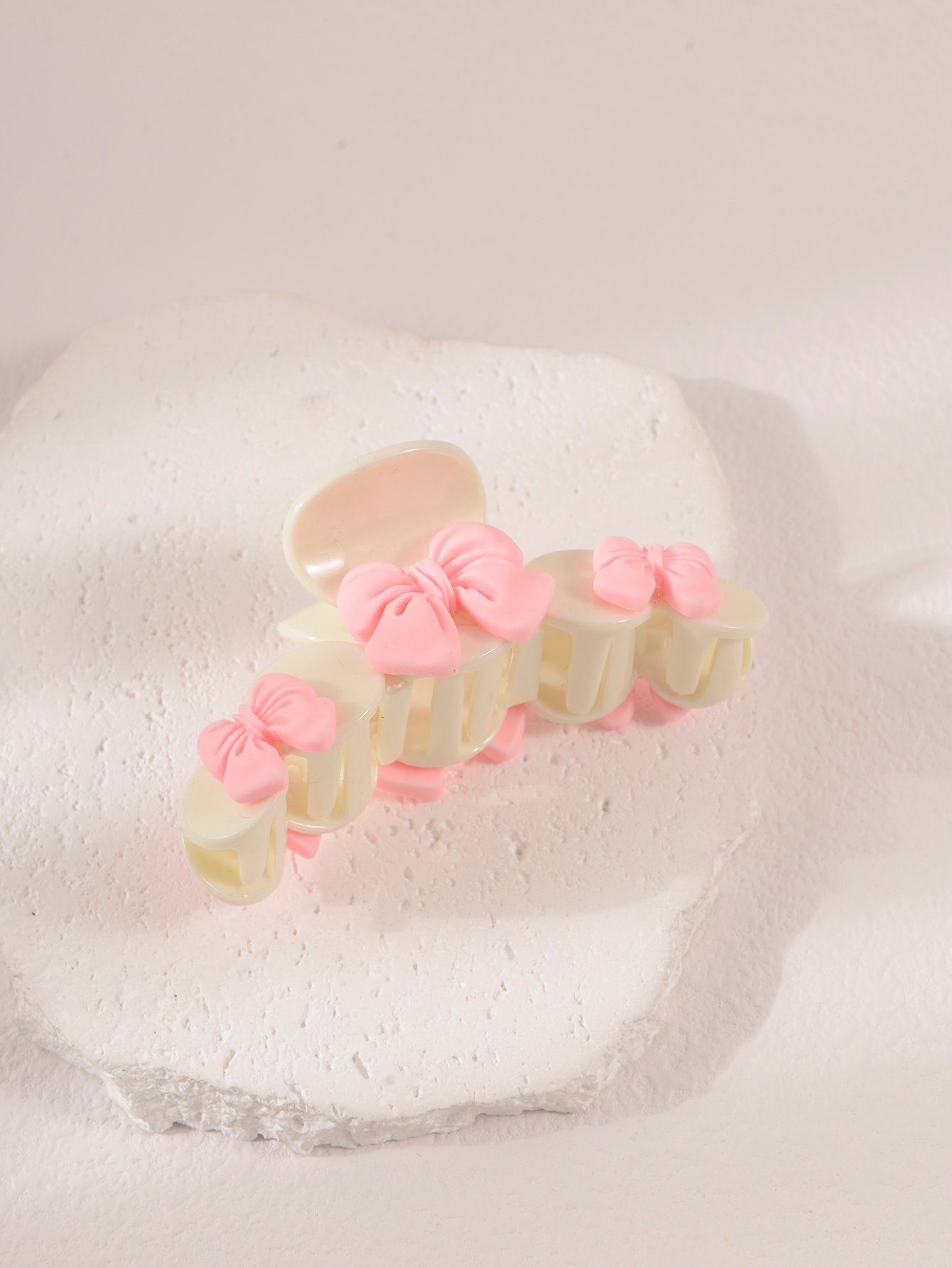 Multi-Color Bow Claw Clips