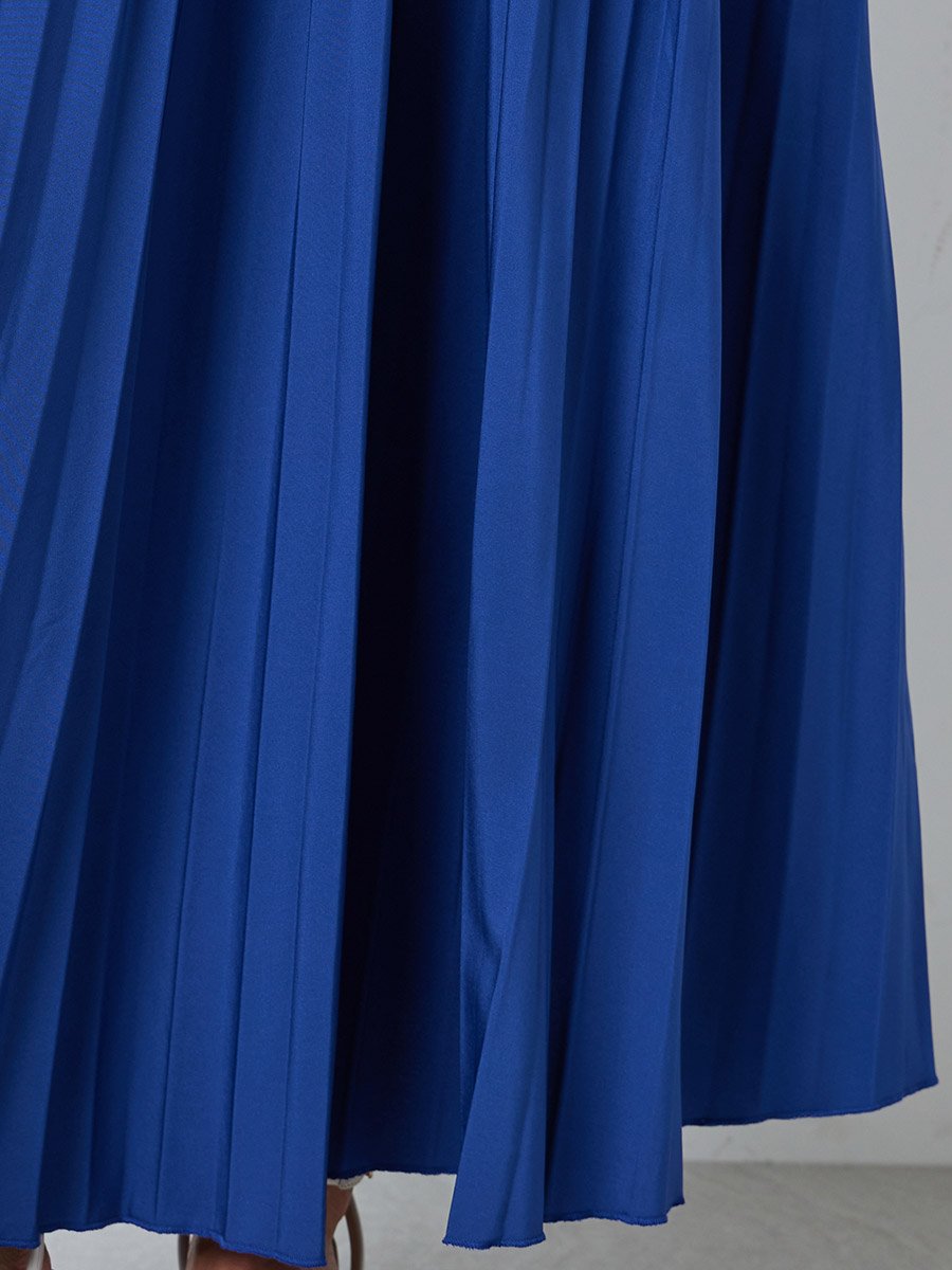 Blue Off-Shoulder Pleated A-Line Maxi Dress