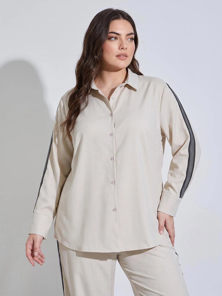 Plus Size Off White Long Sleeves Relaxed Fit Shirt with Side Stripe